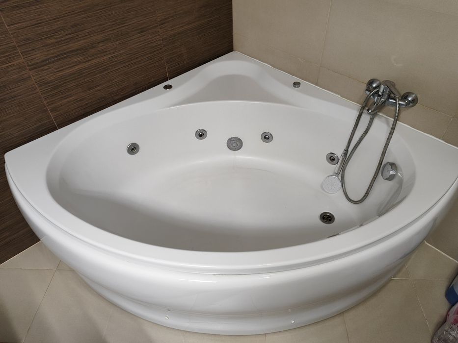 Banheira de hidromassagem