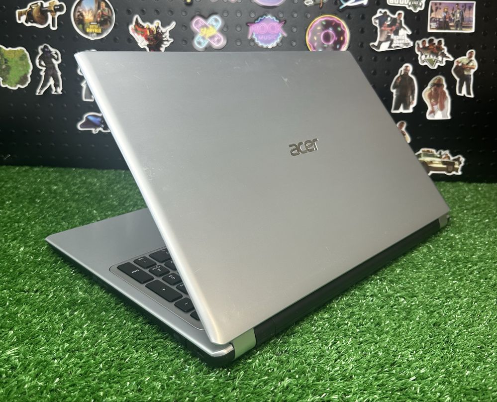 Ноутбук Acer Aspire V5-531 15.6’ Celeron 1007U 8GB ОЗУ/750GB HDD r2025