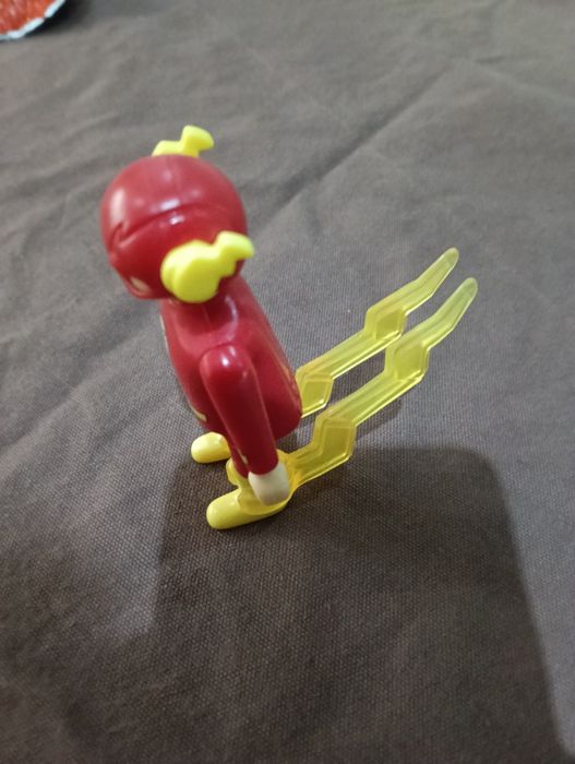 Kinder maxi surpresa