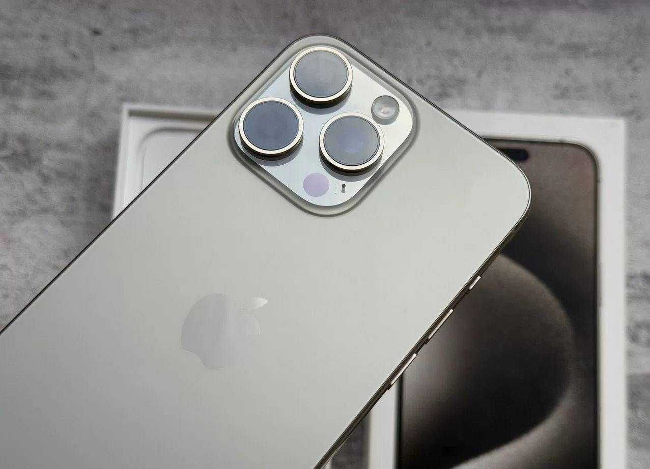 iPhone 15 Pro Max, 256 ГБ