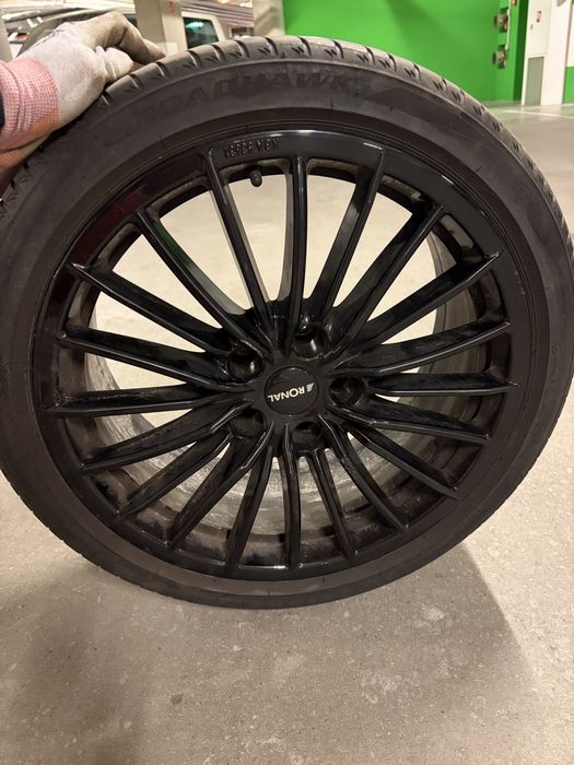 Felgi używane Ronal R18 wraz z oponami Firestone 225/40