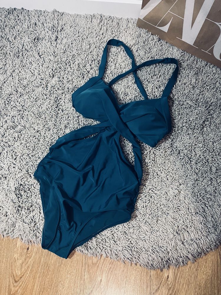 Piekny jednoczesciowy stroj kapielowy rozm S bikini zielone