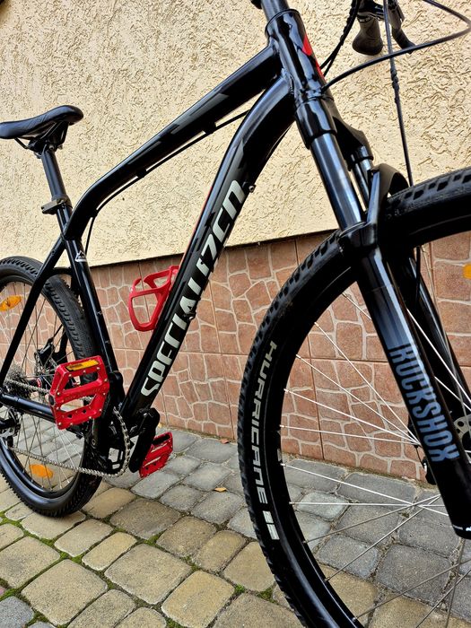 Велосипед Specialized 27.5 rock shox