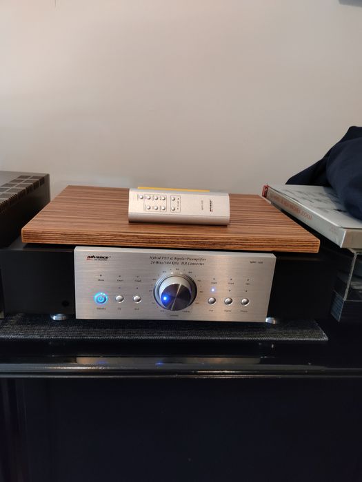 Preamplificador híbrido  da Advance Acústico Mpp 505
