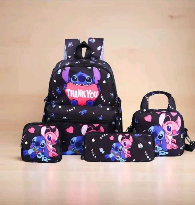 Mochila com estojo e lancheira