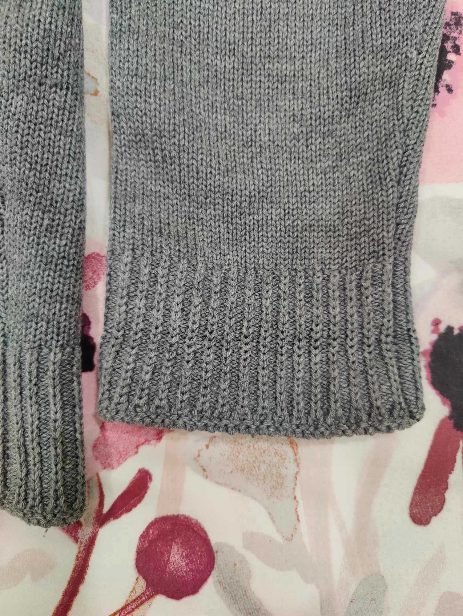 Camisola cinzenta Antony Morato tam. XL em bom estado