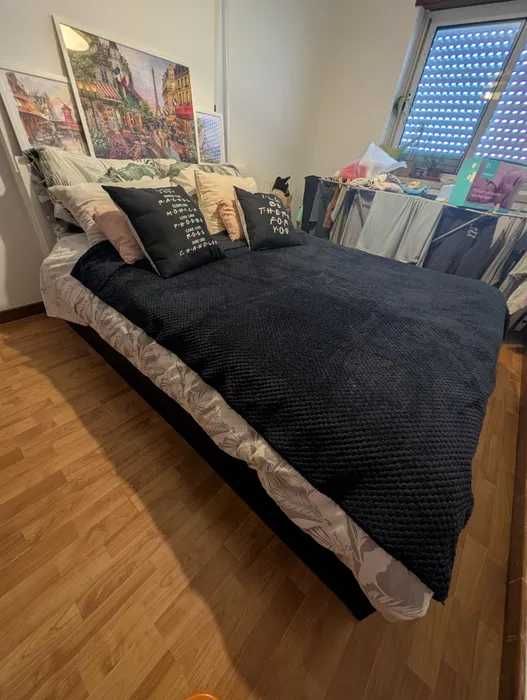 Cama de Casal (4 gavetas, sem cabeceira) Conforama + Colchão Molaflex