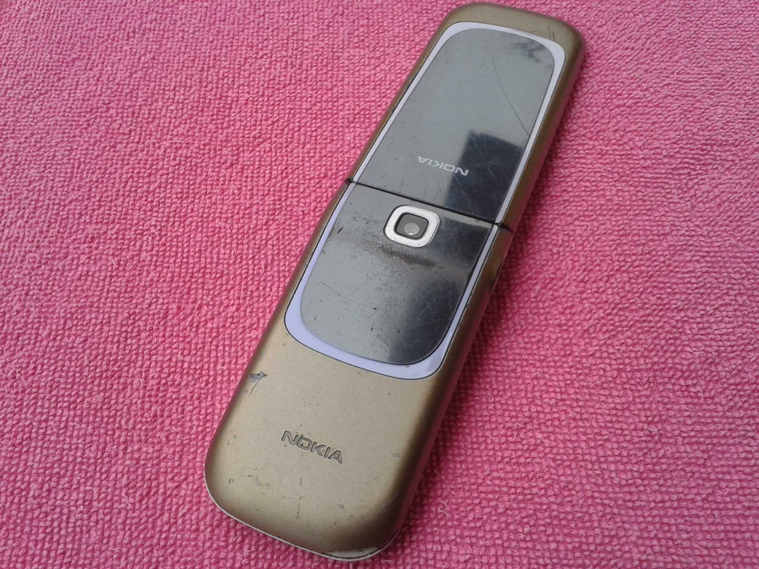 Nokia 7020 z klapką