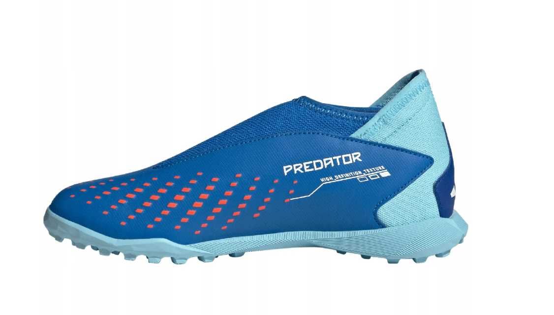 Buty piłkarskie Adidas Predator Accuracy.3 LL TF IE9437 r. 35 1/2