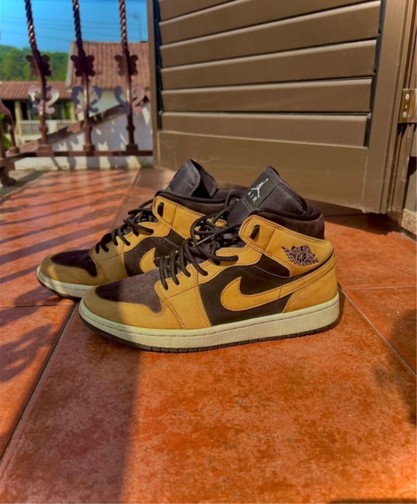 Air Jordan 1 desert areia