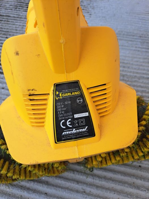 Escova Elétrica Garland Roll&Comb 141E Relva Artificial