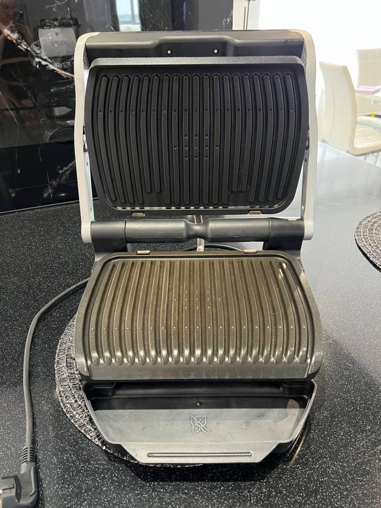 Гриль-барбекю електричний Tefal GC706D34 Optigrill+ Initial