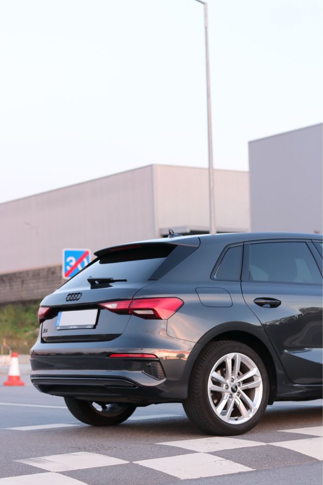 Párachoques Traseiro + Spoiler Audi A3 8Y (2020/2024)