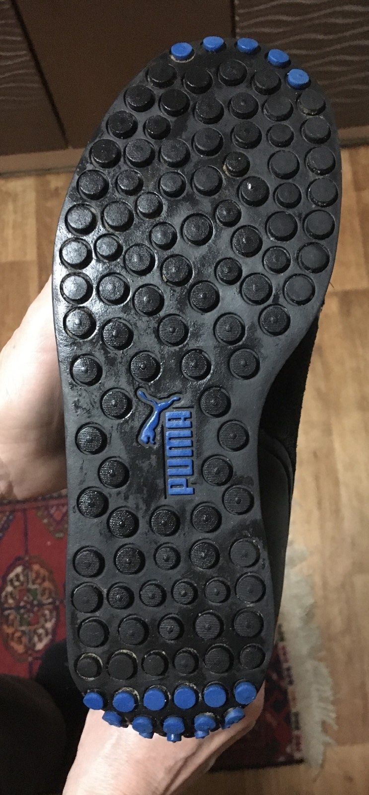 Продам взуття puma