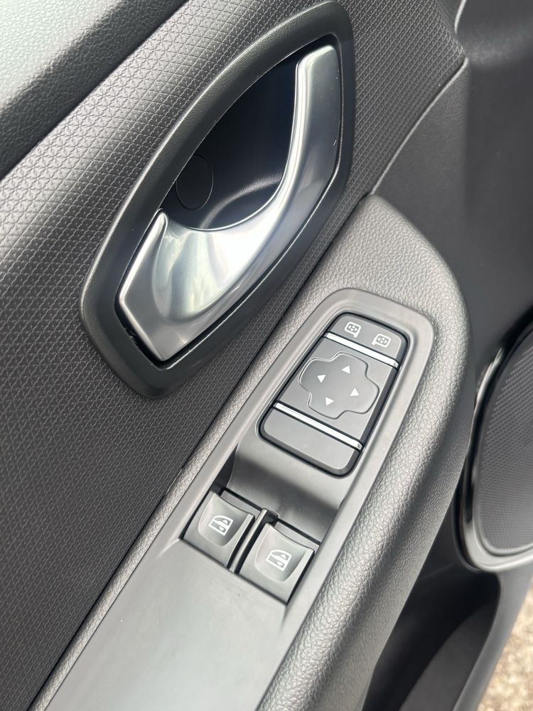 Renault Clio 2018 rok 0.9 Tce niski przebieg