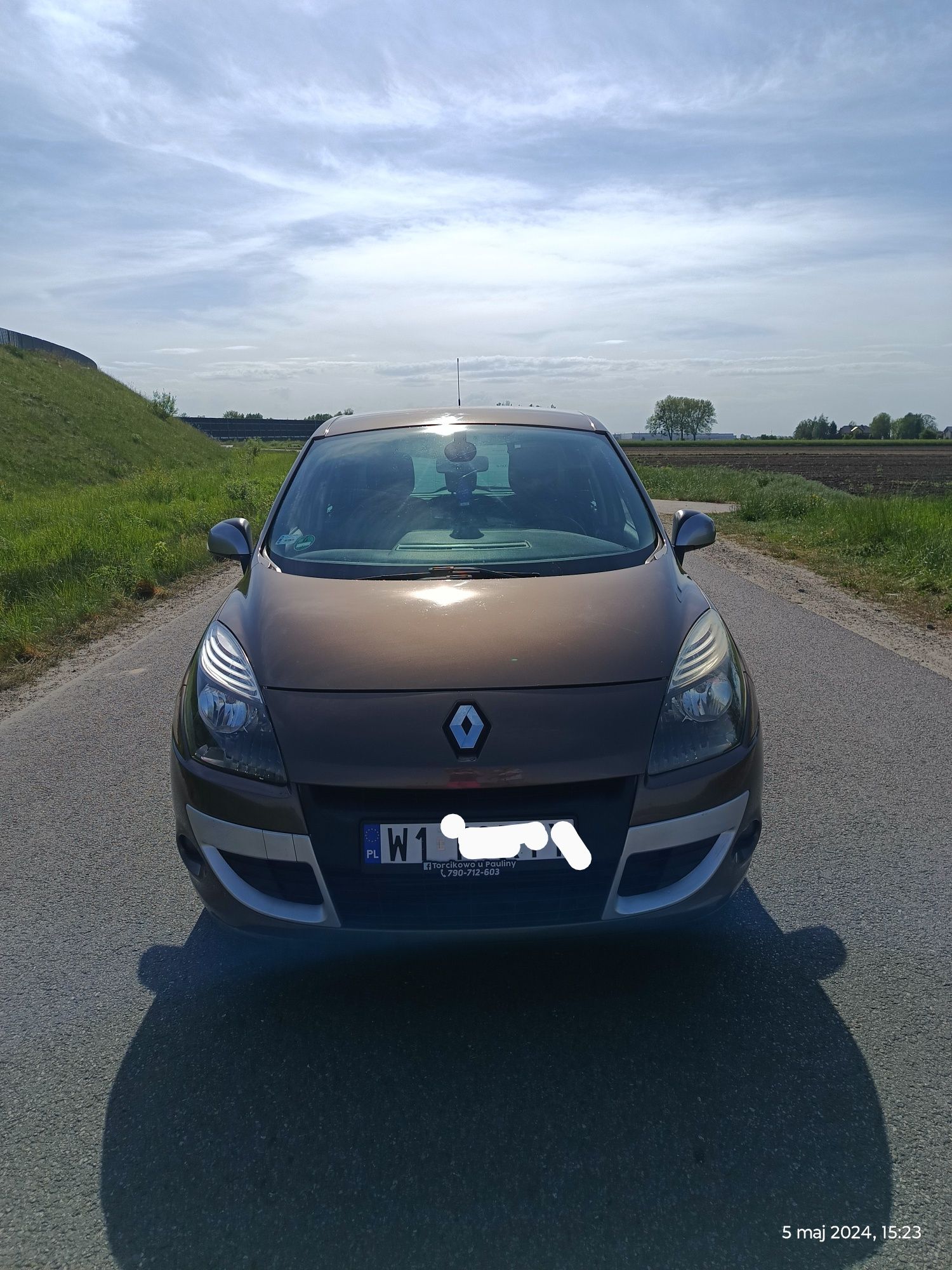 Renault Scenic 3 2010 r. 1.4 TCe o mocy 130 KM LPG