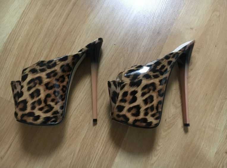 146/ OD RĘKI 40 klapki pantera mega obcas 19 cm Dragqueen styl