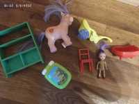 Набор игрушек лошадка мебель телефон кукла