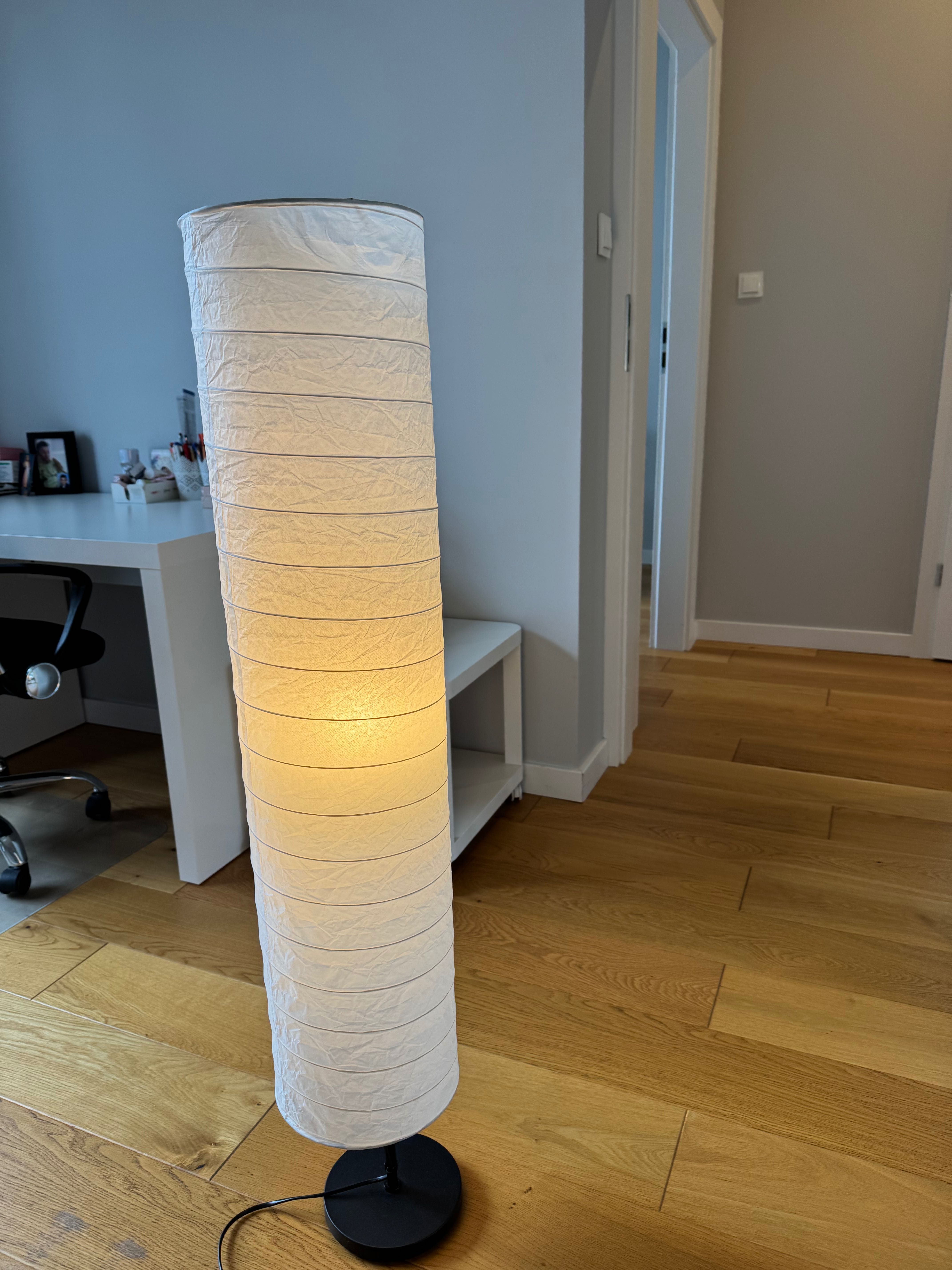 Lampka stojąca ikea