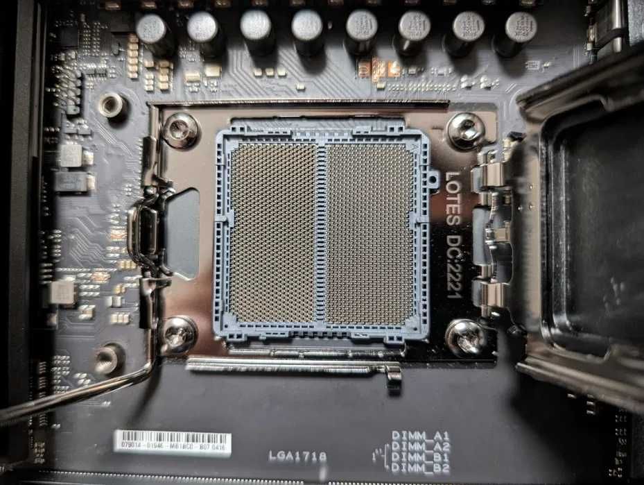 Материнская плата ASUS ROG Crosshair X670E Hero | Socket AM5