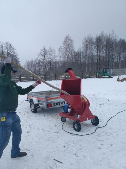 Измельчитель веток, древесины Польша, дробилка щепорез подрібнювач