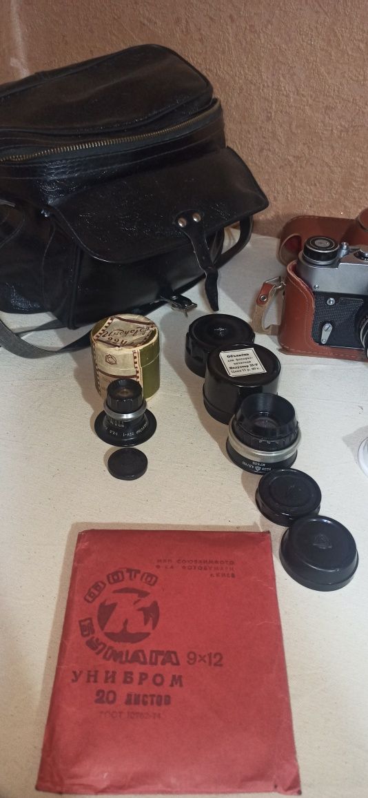 Фотоаппарат ФЕД-5в и комплектующие производства СССР