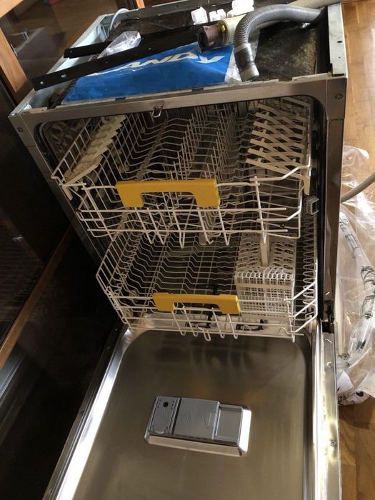 Посудомойка встраиваемая…Candy