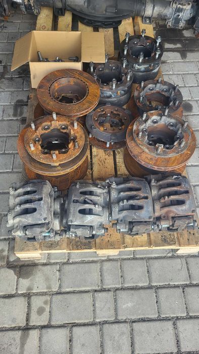 Суппорт супорт Спарка задний задній спринтер крафтер Sprinter 906 907