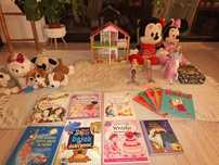 Domek dla lalek Einhorn, Myszki Minnie, zestaw książek ,,Basia" i inne