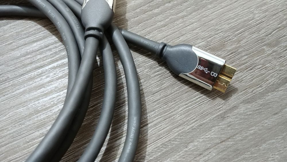 USB 3.0 Type A / Micro-B LINDY CROMO 2m
