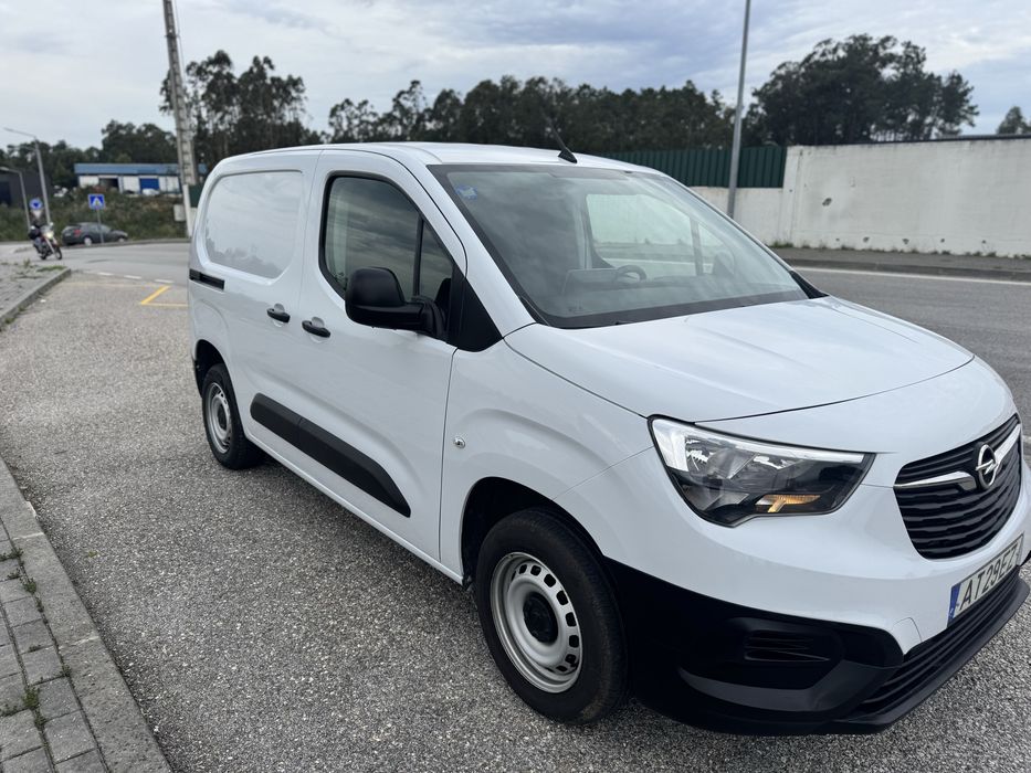 Opel Combo 1.5 Hdi poucos Kms Nacional Oportunidade IVA INCLUÍDO