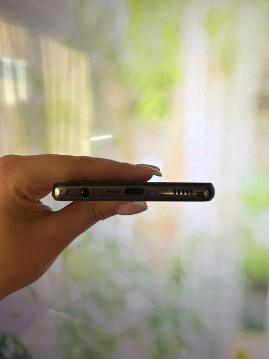 Samsung Galaxy A32 4/128 в гарному стані. В наявності залишився 1 шт