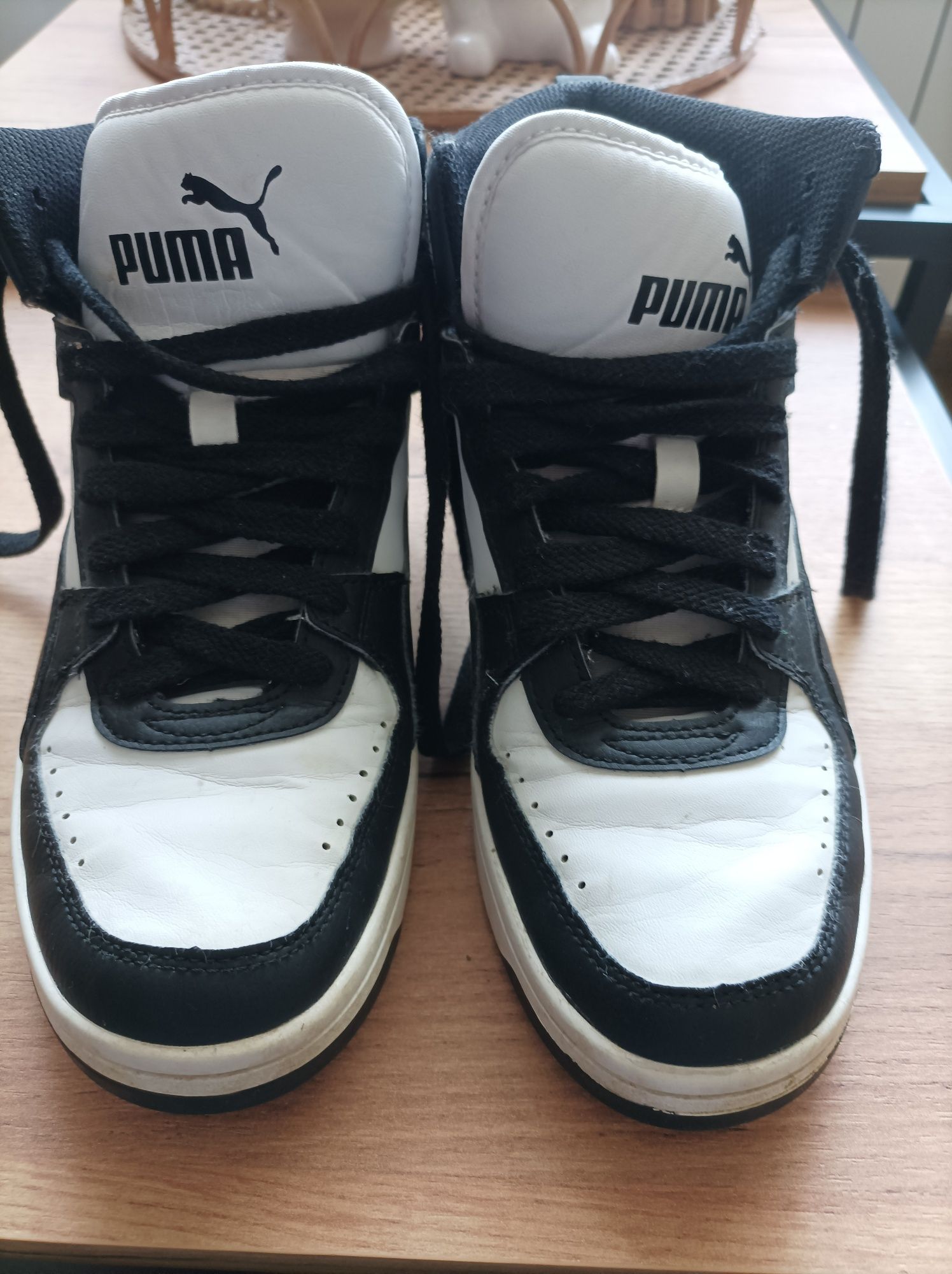 Sneakersy Puma 37,5