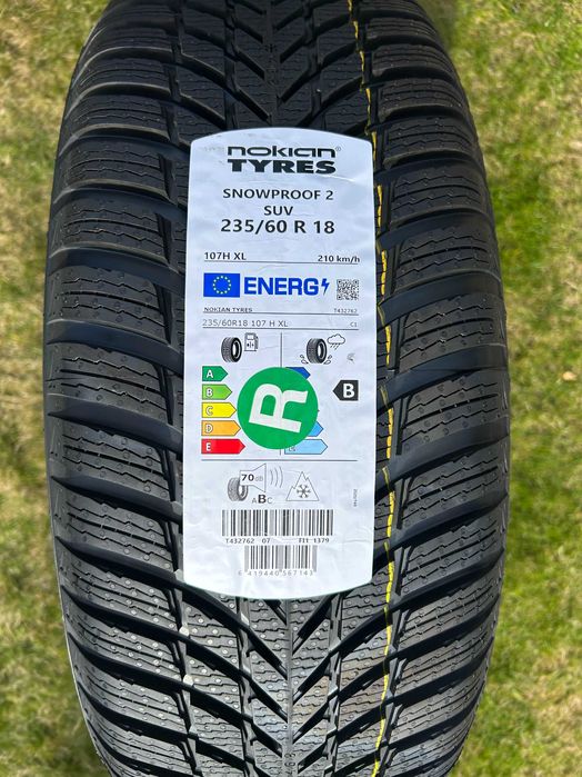 Koła Volvo – Nokian Snowproof 2 SUV 235/60 R18 + Felgi 5Y-Spoke Silver