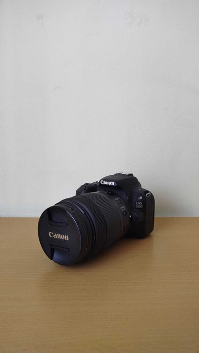 Canon 200d + 18-135 USM + extras