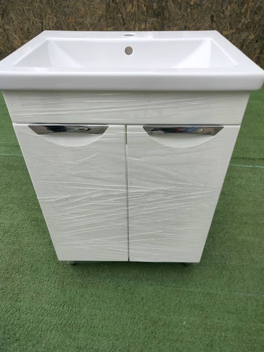 Тумба МДФ ,60 см. з умивальником в ванну кімнату.