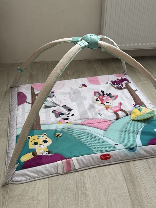 Розвиваючий дитячий килимок Tiny love
