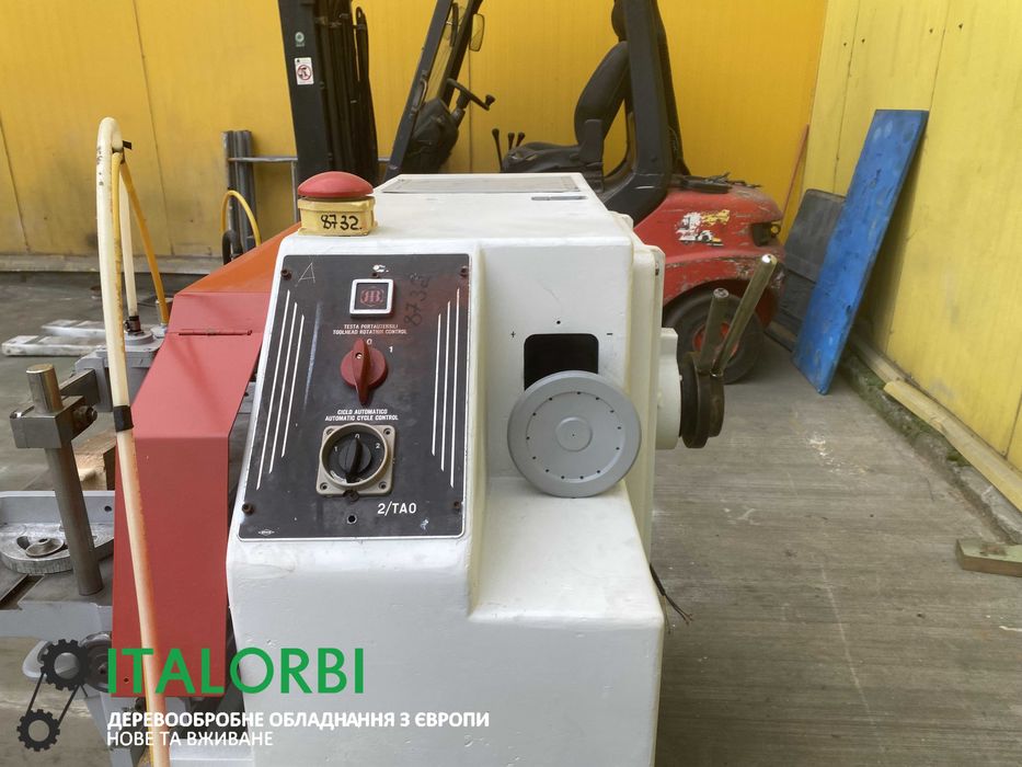 Овальний шип Balestrini