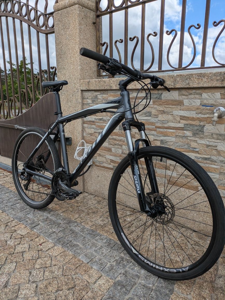 Scott aspect 640