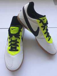 Sapatilhas de Futsal Nike Davinho n.º 40