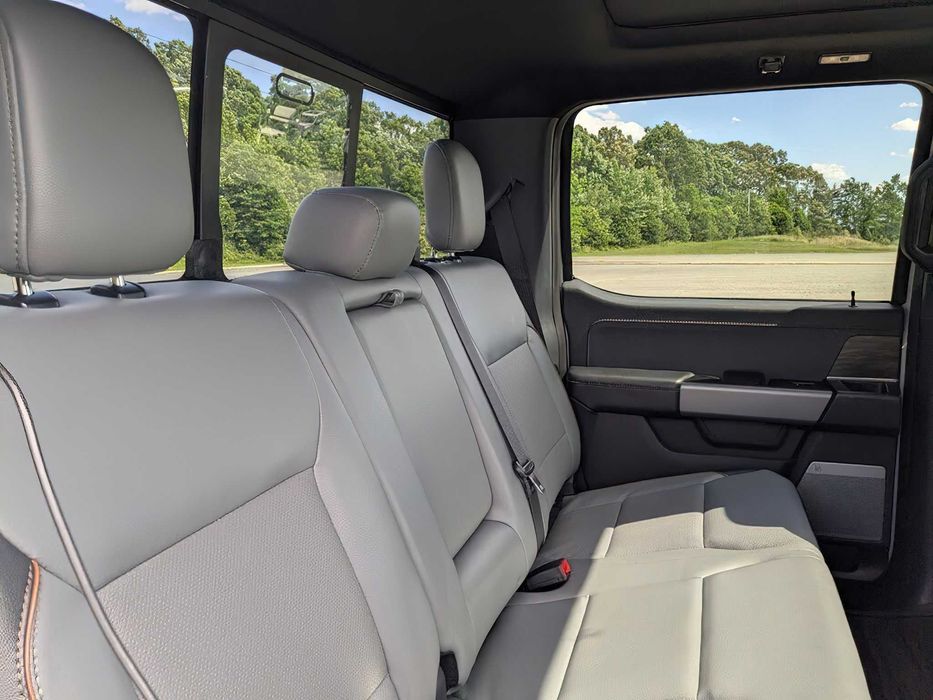 2024 Ford F-150 Lightning Lariat SuperCrew