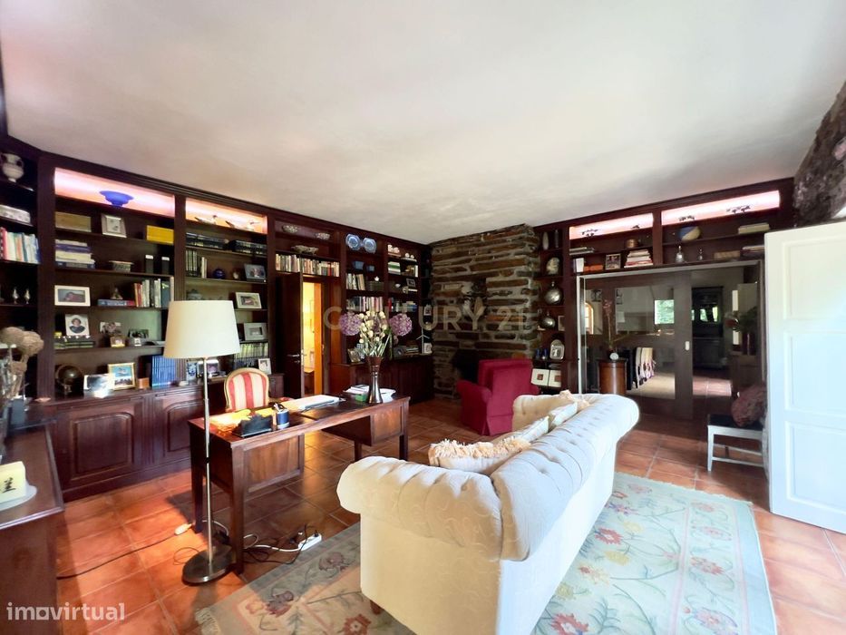 Turismo de Habitação || Moradia com Piscina || Castanheira De Pêra