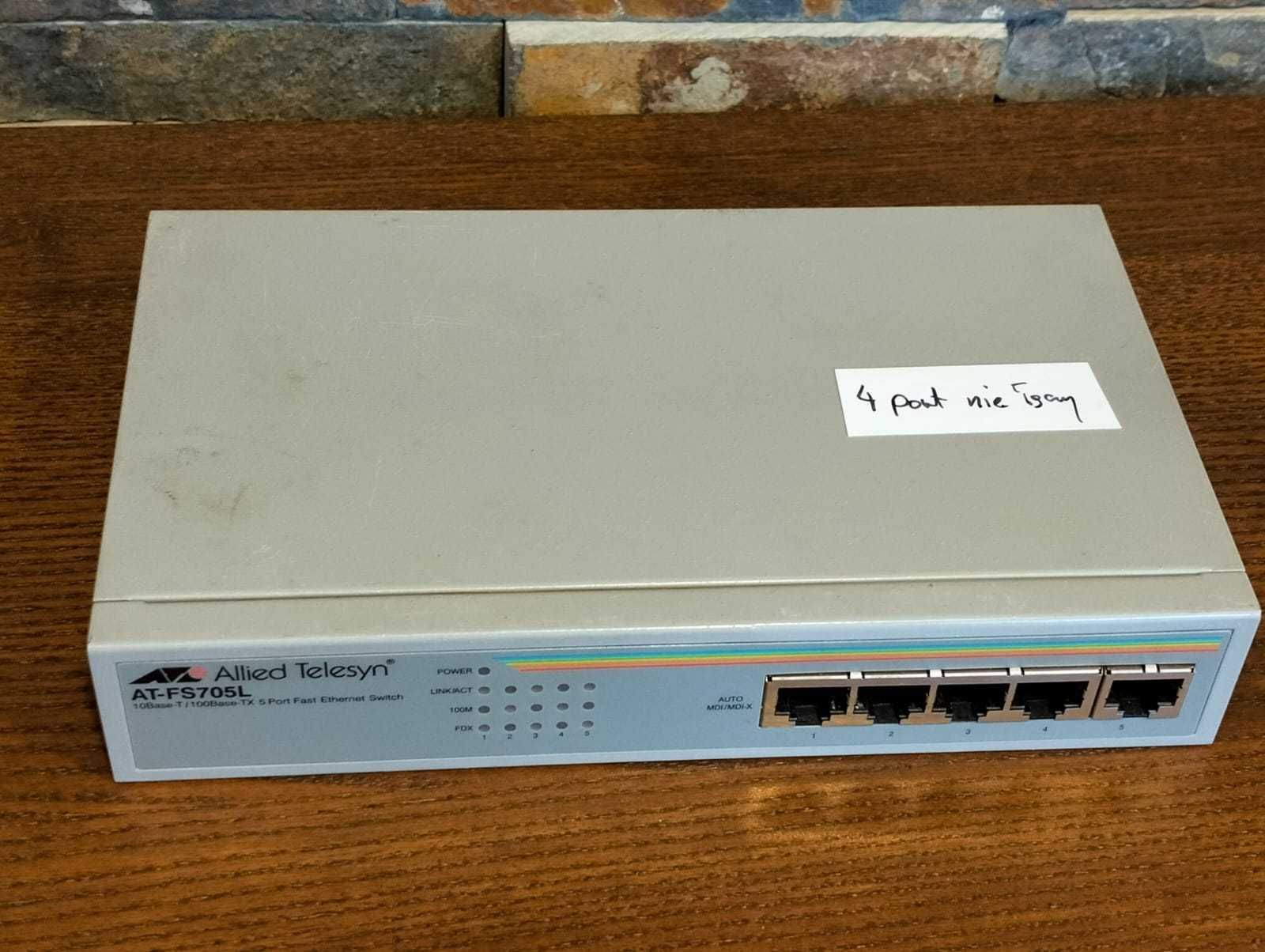 Switch Allied Telesis AT-FS705L 5-portowy przełącznik spalony port