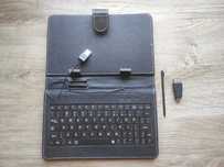 Mini klawiatura w etui z rysikiem i adapterem USB OTG