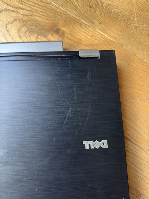 Komputer Laptop DELL Latitude E6500
