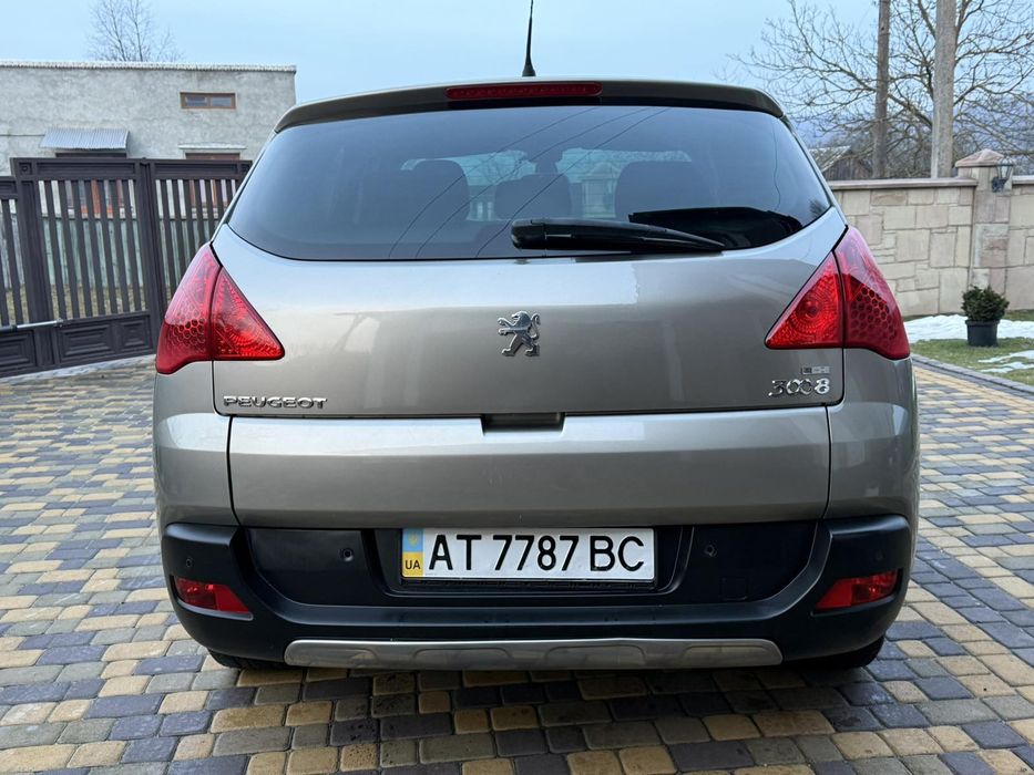 PEUGEOT 3008 пробіг 197 тис км