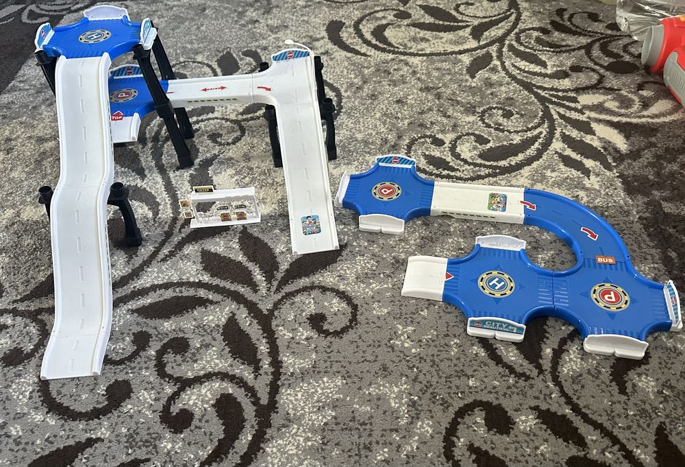 Машинки, автобус, літак, пожежна