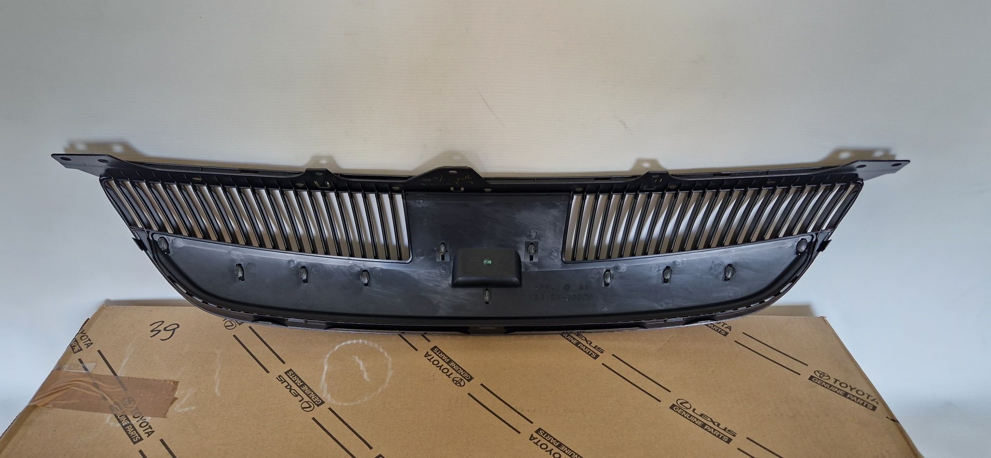 Atrapa grill Lexus GS III 3 OE Nowa