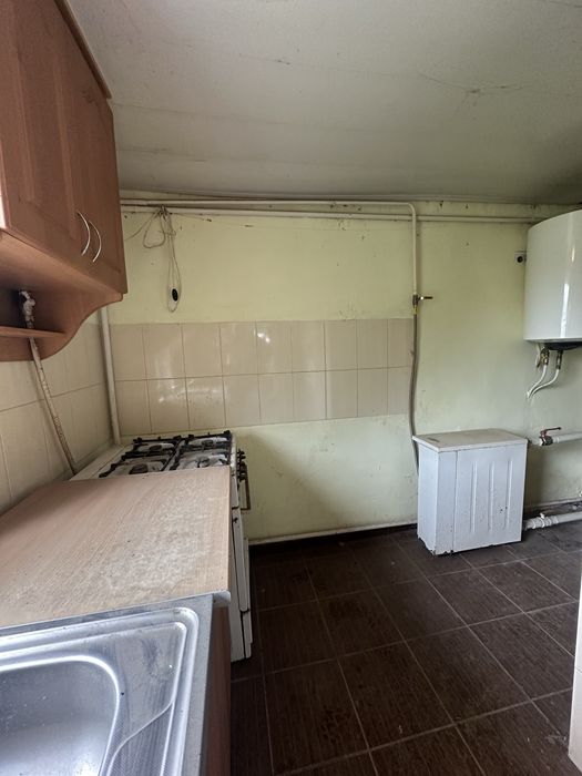 Седнів Центр будинок 80 м кв зі всіма комунікаціями 15 сот