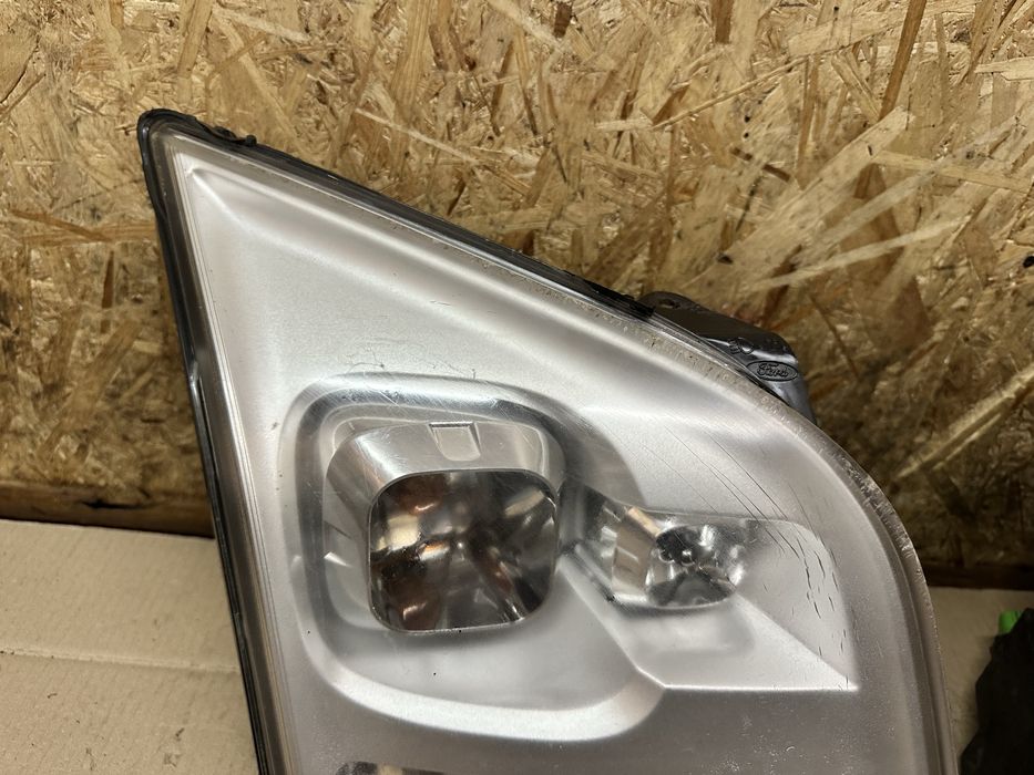 Передні фари Ford Transit Mk7 Форд Транзит МК7 2006-2014